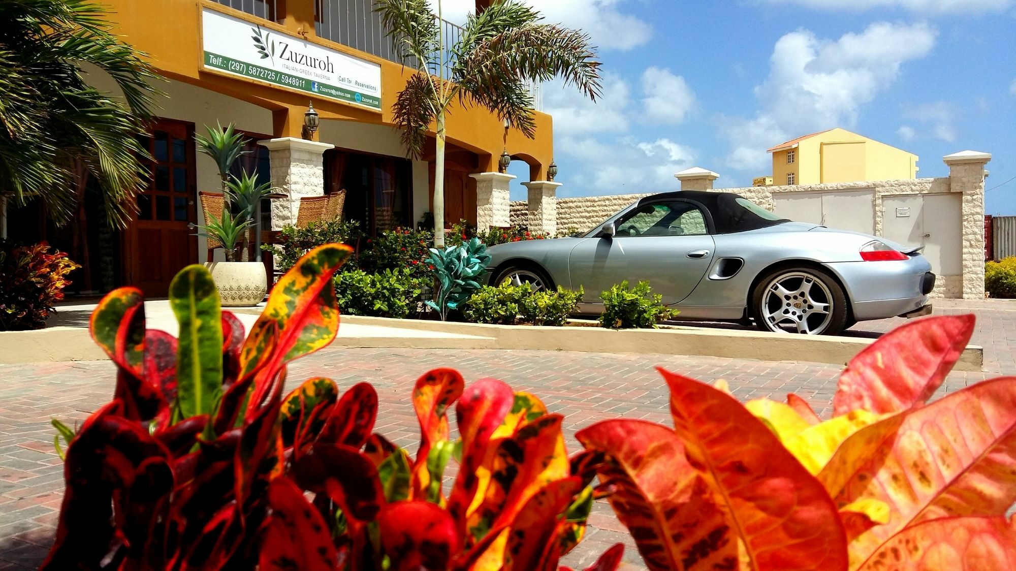 Dorado Eagle Beach Hotel Oranjestad Exterior photo