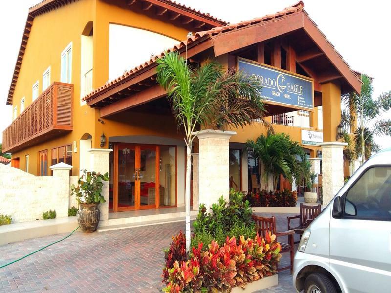 Dorado Eagle Beach Hotel Oranjestad Exterior photo